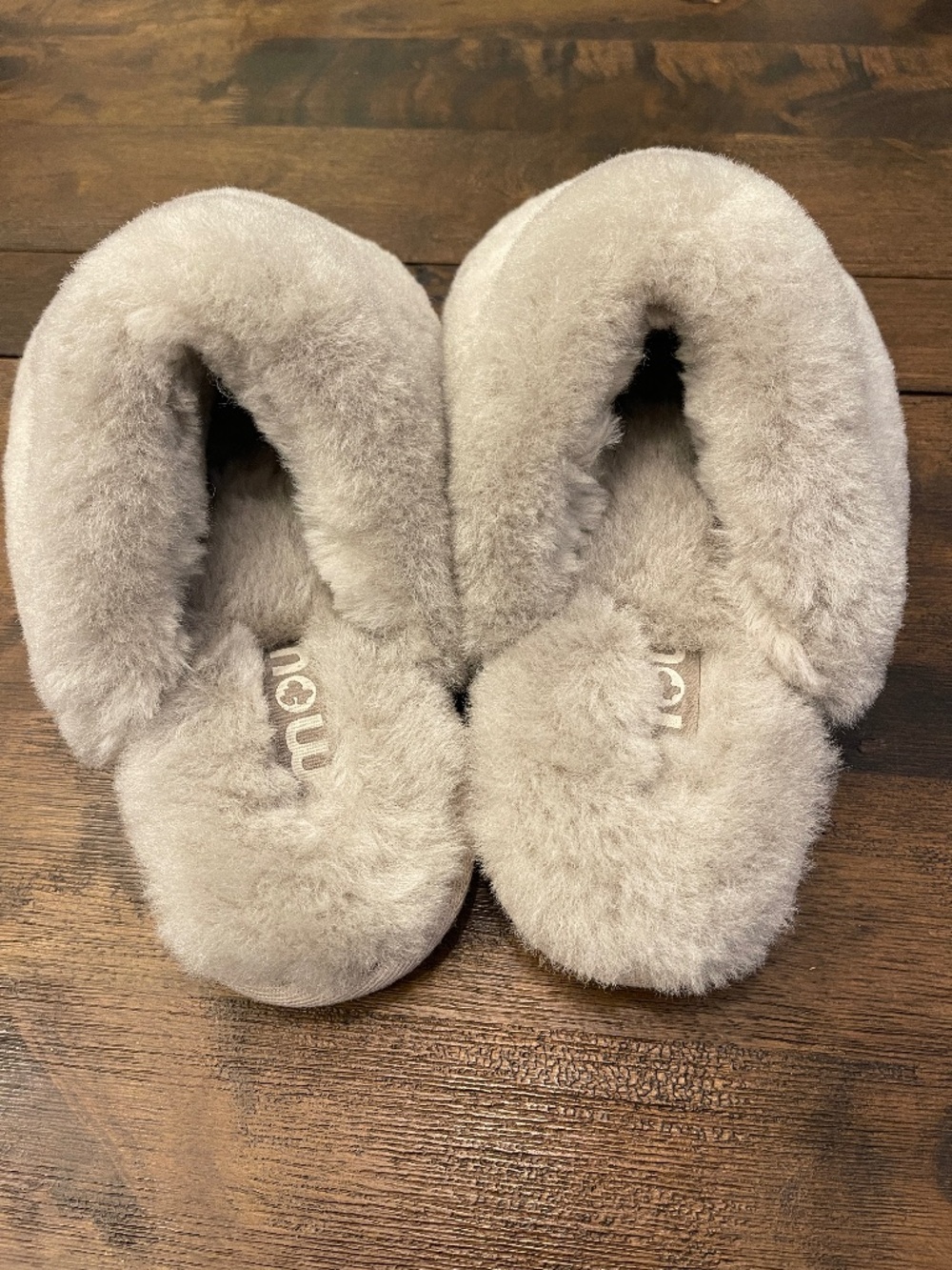 Sheepskin Mou Boots Slippers BN Size 37